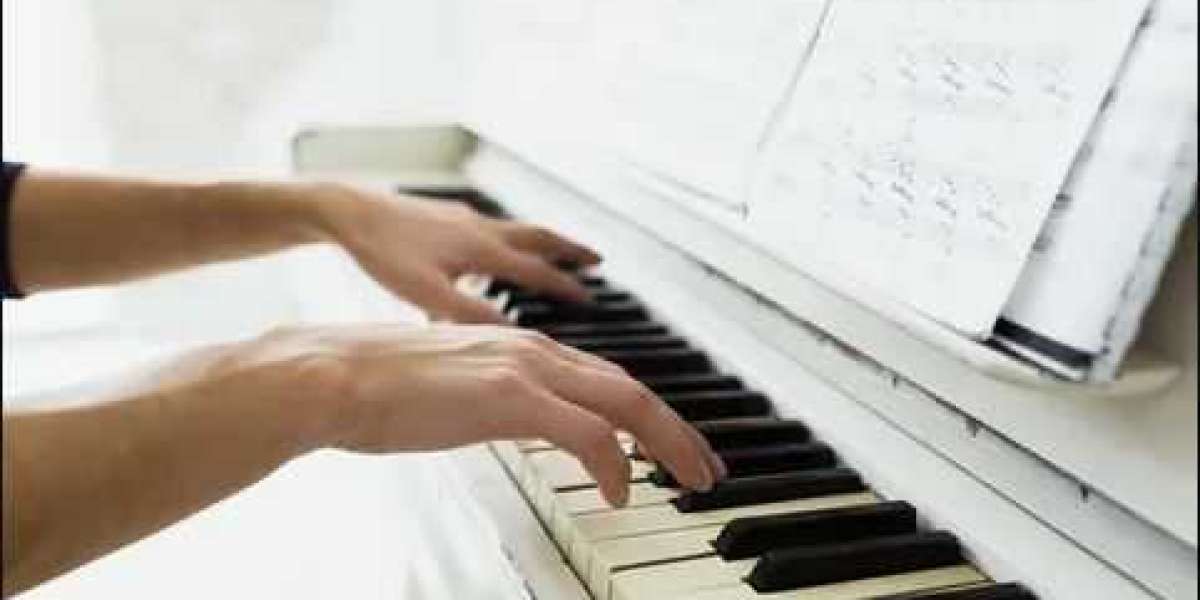 Piano Lessons at Music & Dance Academy
