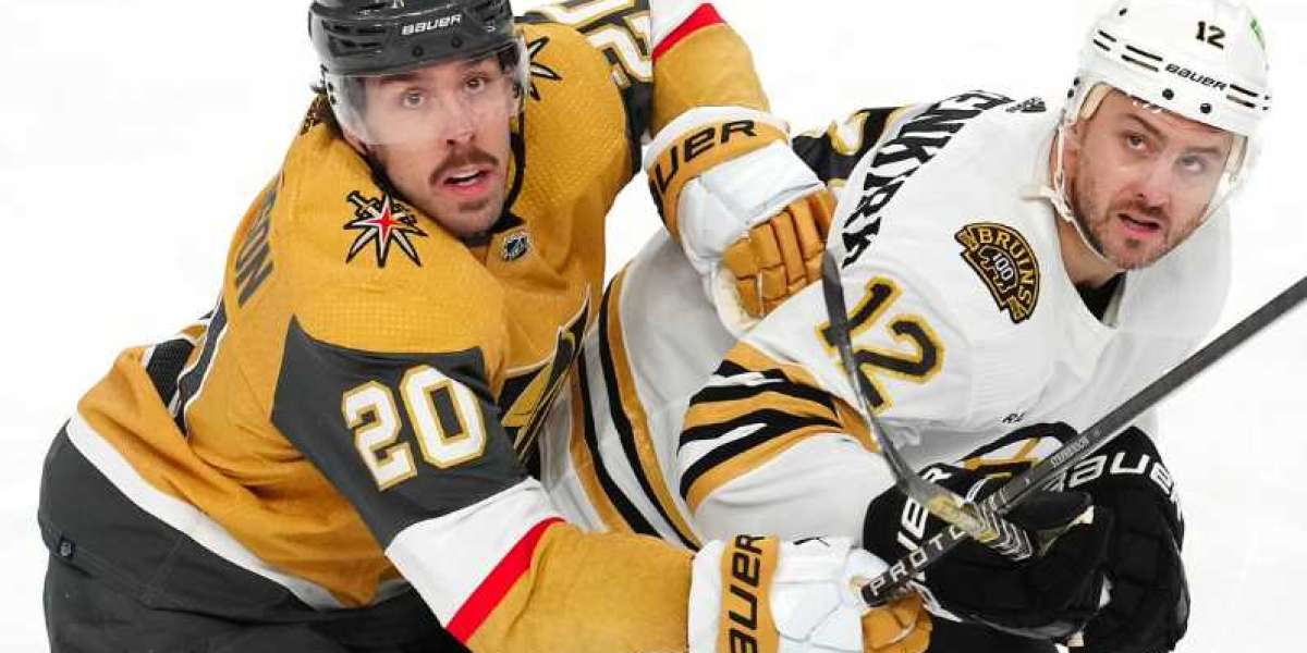NHL-kauden sprintti: Boston Bruins ja Vegas Golden Knights kohtaavat haasteita.