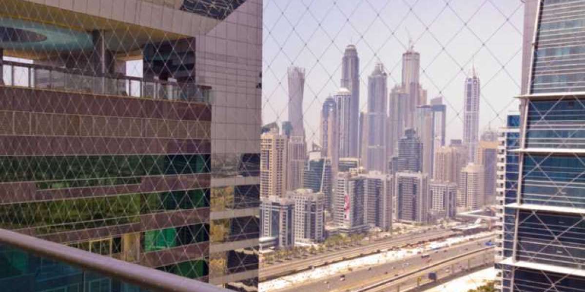Skyline Calmness – Luxurious Porch Netting for Dubai Condominiums