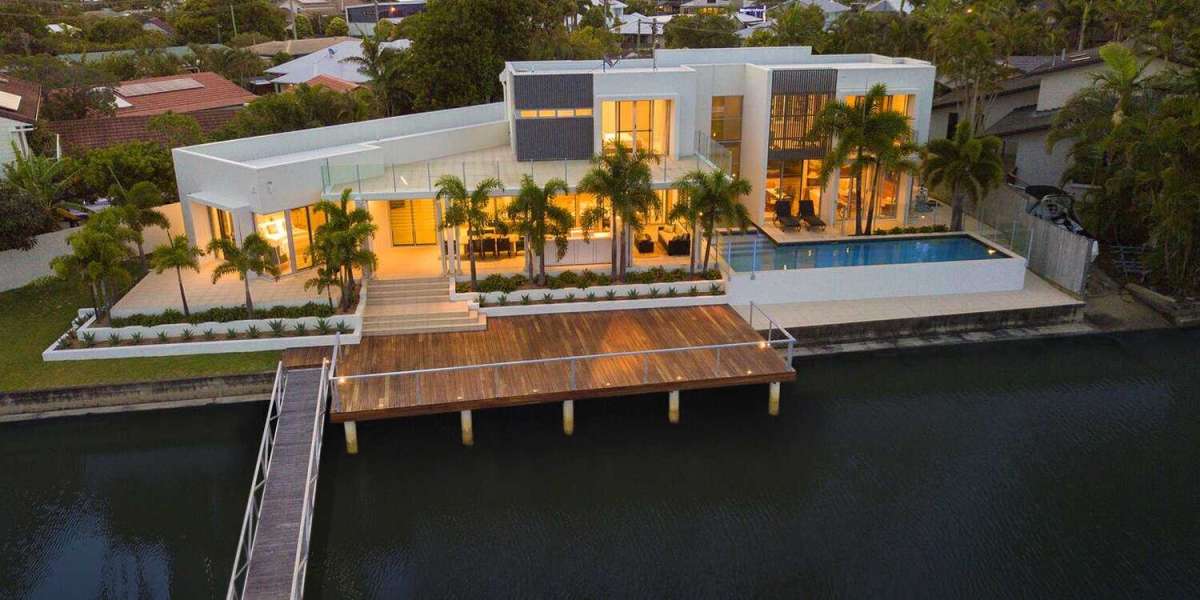 Exploring the Luxury Real Estate Landscape of the Sunshine Coast