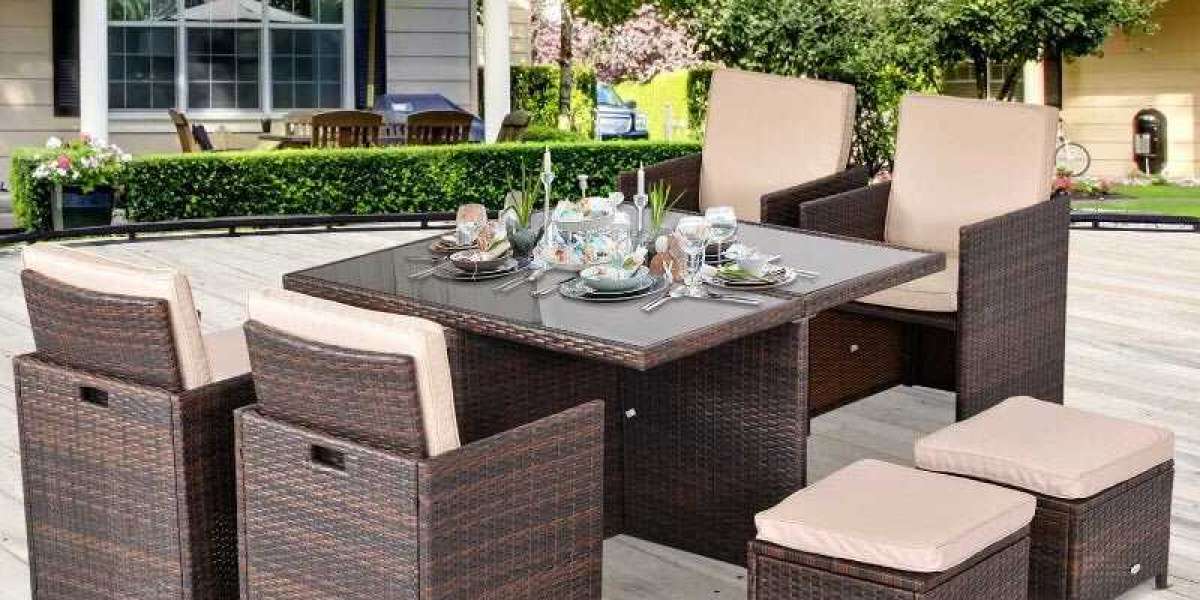 Transform Your Outdoor Space with the Perfect Garden Dining Set
